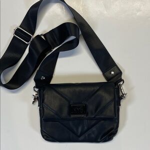 Madden NYC Quilted Crossbody Bag Black Faux Leather Shoulder Mini Purse